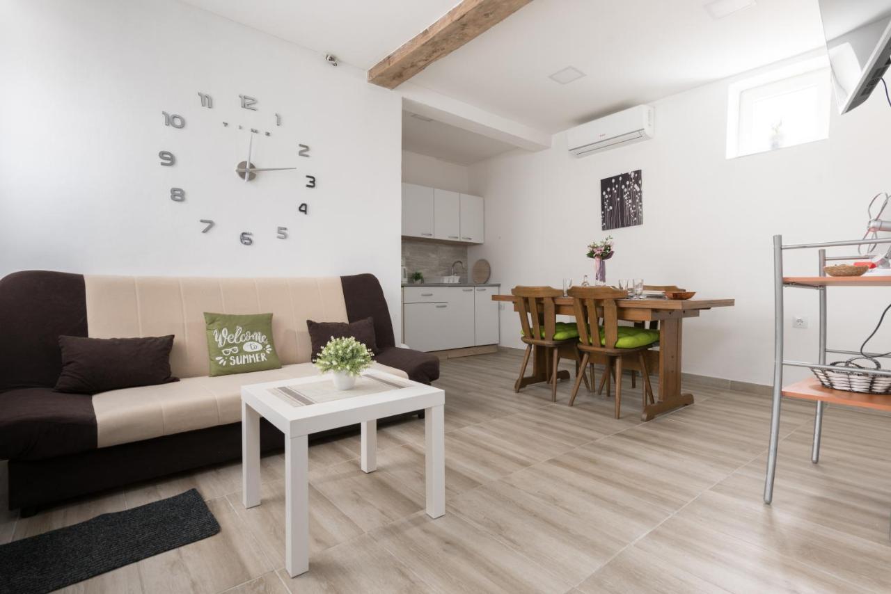 Apartmani Kod Marka Pozega Εξωτερικό φωτογραφία