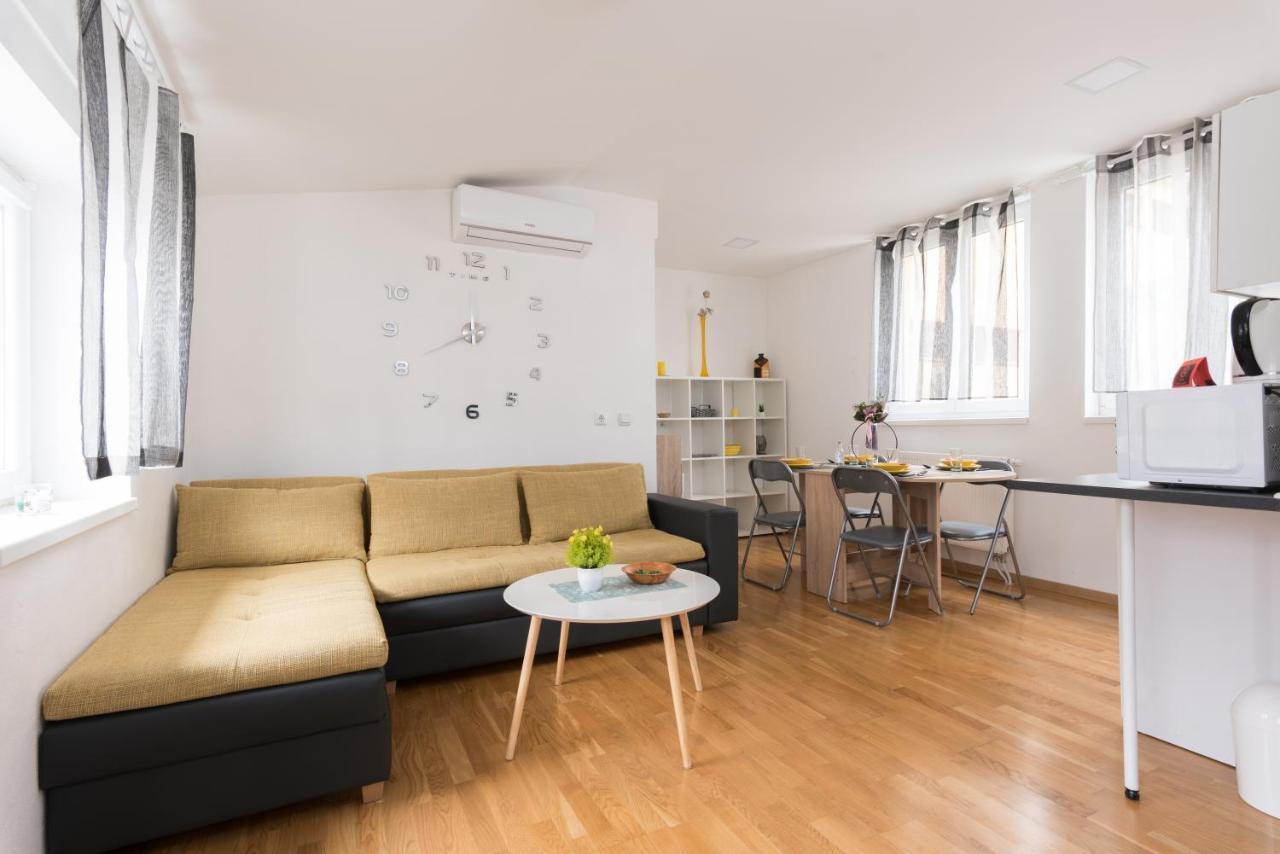 Apartmani Kod Marka Pozega Εξωτερικό φωτογραφία